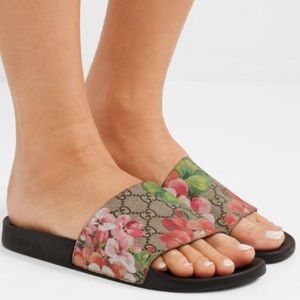 Gucci Supreme Women’s Bloom Floral Pool Slides Sandals Size 40